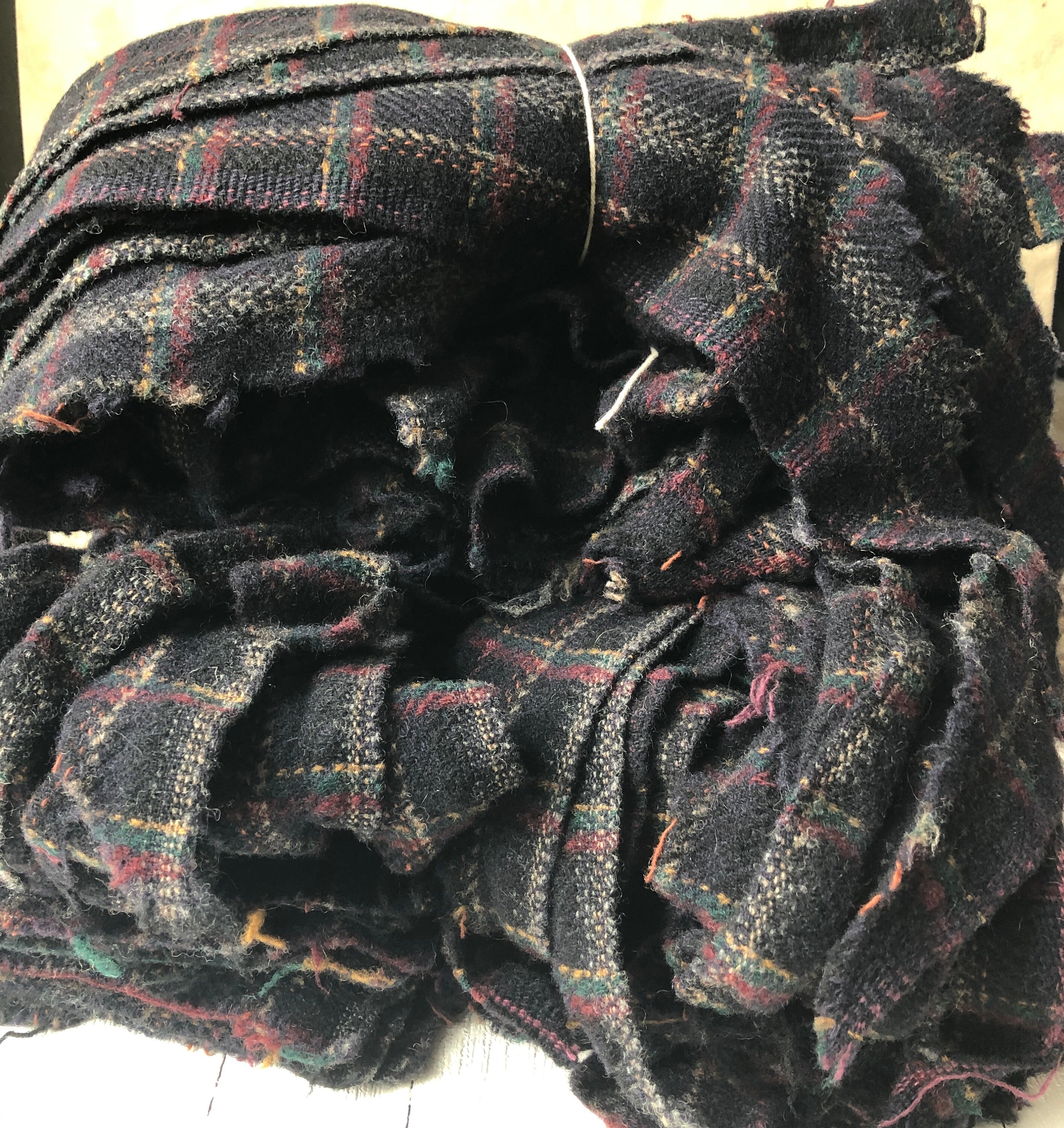 Wool Fabric Scraps, Plaid, 1 Lb, Recycled Wool, Mill Scraps, Upcycled