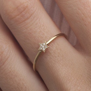Stern Diamant Goldring | Dünner stapelbarer Diamant-zierlicher Ring | Minimalistischer Goldring mit Stern / Minimalistischer Diamantring für Mädchen
