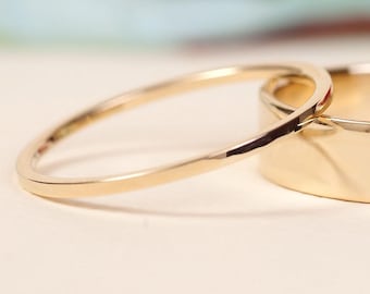 Minimalist 14k Solid Gold Wedding Band: Thin Plain Gold Ring