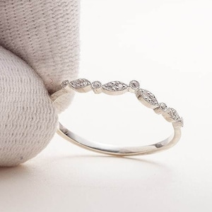 Art Deco V Stacking Ring | Moissanite Stacking Ring | Handmade Gold Wedding Band | Wedding Stackable Ring | Milgrain Moissanite Small Ring