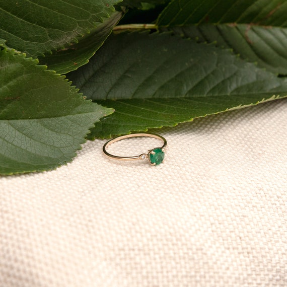 Green Emerald Engagement Ring | Diamond engagemen… - image 5