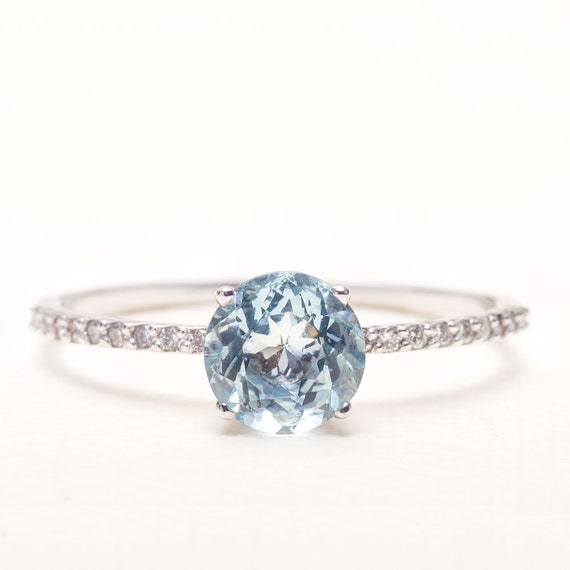 Perfect vintage engagement ring - Gem