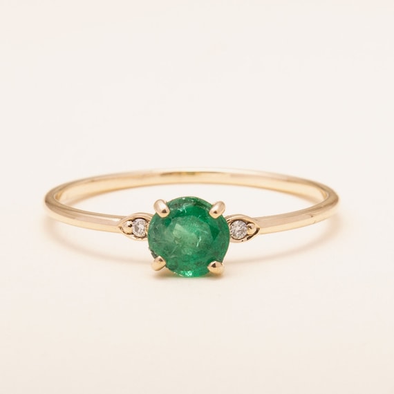 Green Emerald Engagement Ring | Diamond engagemen… - image 1