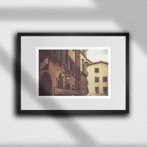Florence Straßenschild Druck – Vintage-getönte Weinbar & Leuchtreklame Fotografie Giclée Fine Art Fotografie Druck, Wandkunst