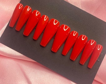 Press on nails | Fake nails | False nails | Red nails | Summer nails | Crimson