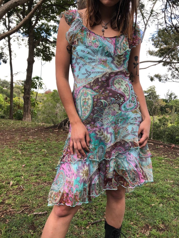 Vintage 90s blue paisley clingy ruffle dress