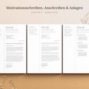 Op de afbeelding: Een document van drie pagina's met een lichtgrijze achtergrond. Het document is een cv en sollicitatiebrief voor een sollicitatie. Het document bevat de naam van de sollicitant, zijn contactgegevens, zijn werkervaring en opleiding. Het document is getiteld "Motivationsschreiben, Anschreiben & Anlagen" en "VERSION 2 - OHNE FOTO".