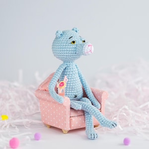 Panther in blue or pink PDF crochet pattern. Amigurumi panther about 19 cm. Pocket panther.
