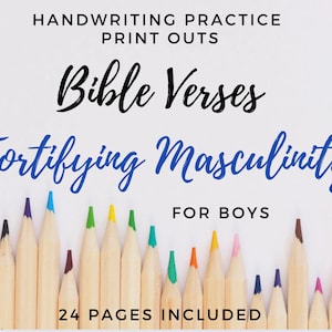 Puede incluir: Imprimibles de práctica de escritura a mano con versículos bíblicos para niños. La imagen muestra una fila de lápices de colores sobre un fondo blanco con el texto "Bible Verses Fortifying Masculinity for Boys" y "24 Pages Included".