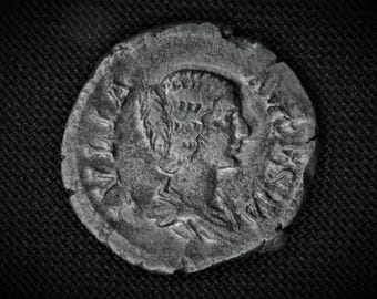 Julia Domna, épouse de Septime Sévère denier, 193-211 après JC, RIC 559 Pièce en argent de l'Ancien Empire romain, rare trouvaille archéologique antique.