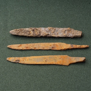 Authentic Medieval forged knives of the Viking Age / Viking artifact / Authentic iron blade Kievan Rus/  IX-XII CAD / Archaeological find