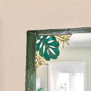 Stained Glass Monstera Leaf Suncatcher: Window Corner Decor