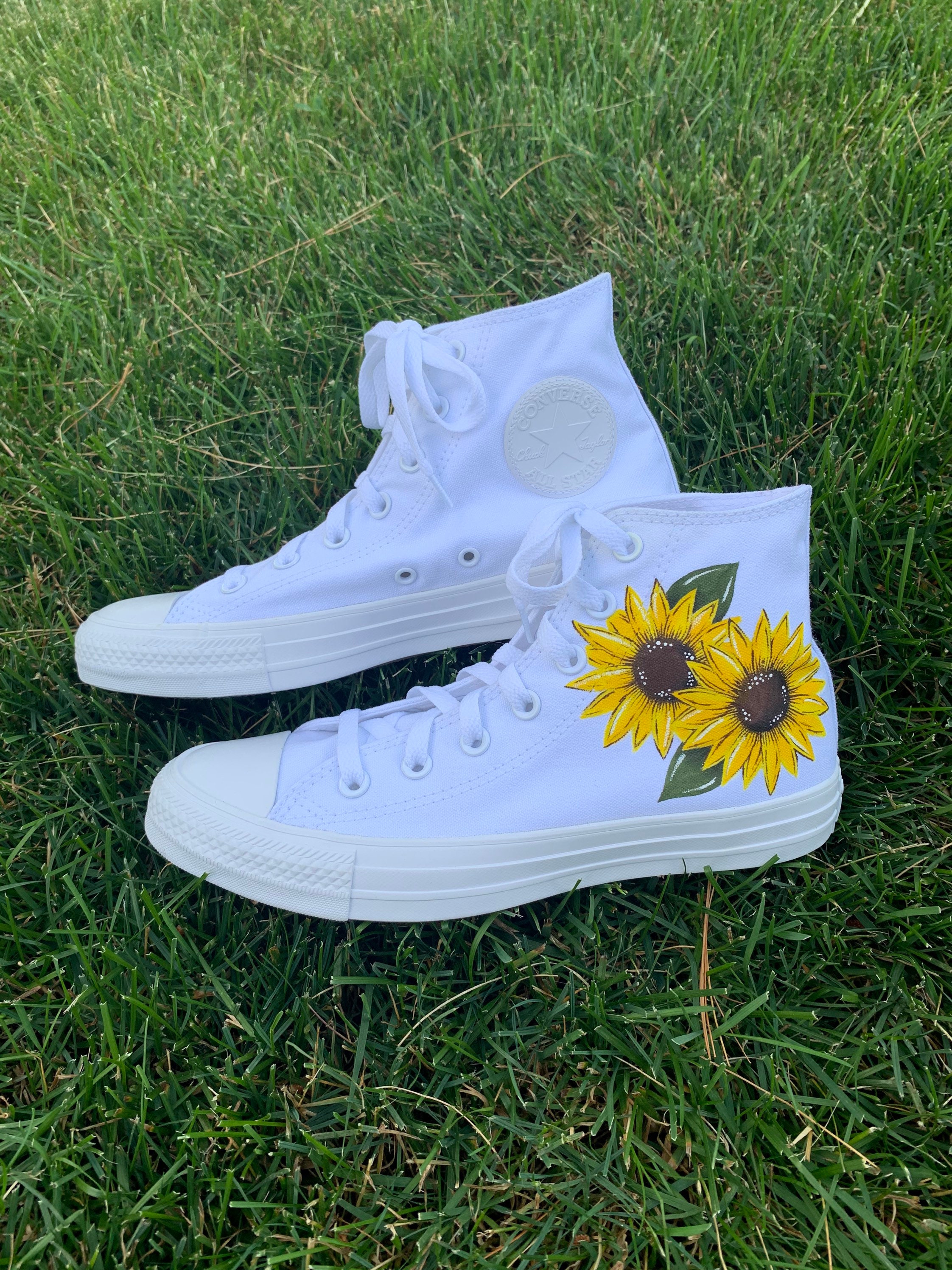 Converse with sunflowers outlet