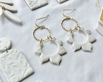 White Polymer Clay Earrings | Bridal Earrings | Classy Earrings | Everyday Earring | Boho Clay Earrings | Statement Earring | White and Gold