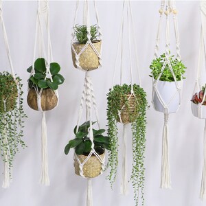 Macrame plant hanger , hanging planter basket,  plant holder, plant hangers, simple minimalist boho decor for indoor outdoor - Handmade