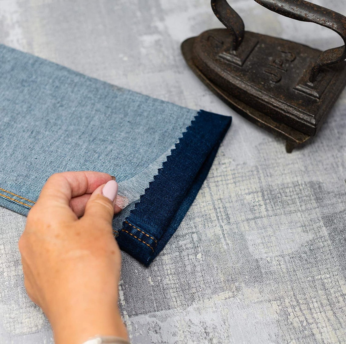 Wonder  Hemming Tape Hem Tape Adhesive Fabric Fusing Ironon Tape