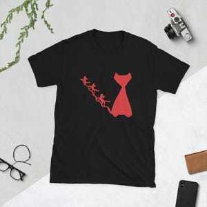 Red Geometric Cat and Kittens Silhouette - Unisex Short-Sleeve T-Shirt