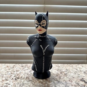 Catwoman Hand Painted Bust Statue