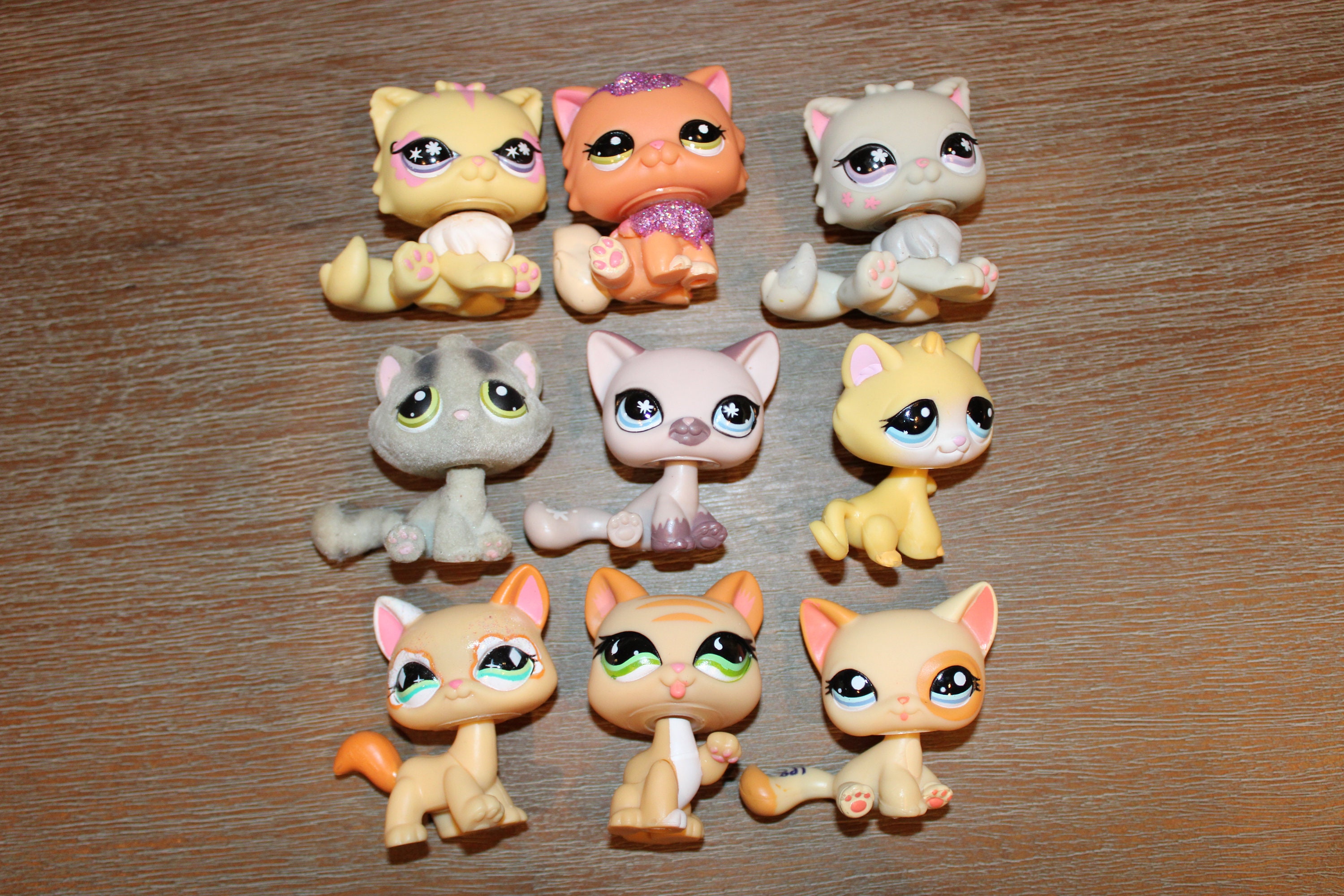 Littlest Pet Shop Toys Hasbro LPS 1788 Walking Pink Cat Tabby Kitty Kids Gift 