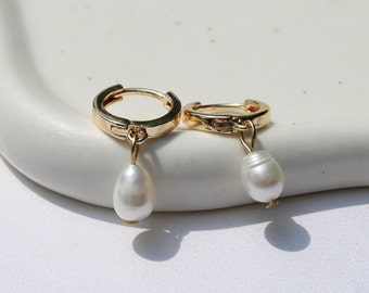 18K Gold Plated Freshwater Pearl Hoop Earrings