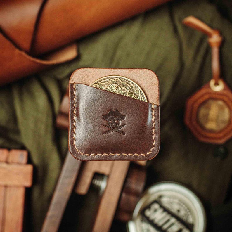 Lederetui für Challenge Coins – Peso-Tasche, Kompakter Halter für den täglichen Gebrauch und Sammler Cigar (Koala)