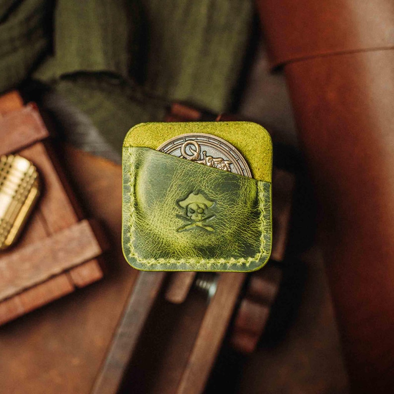 Lederetui für Challenge Coins – Peso-Tasche, Kompakter Halter für den täglichen Gebrauch und Sammler Pistachio (CH)