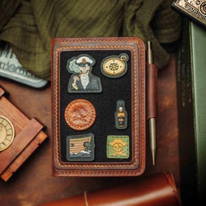 Cartera EDC con parche moral - Quartermaster v2, con parche de cuero, para exhibir notas de campo, panel de bucle, billetera táctica para diario de viaje EDC