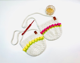 Tulip Bags Crochet Pattern