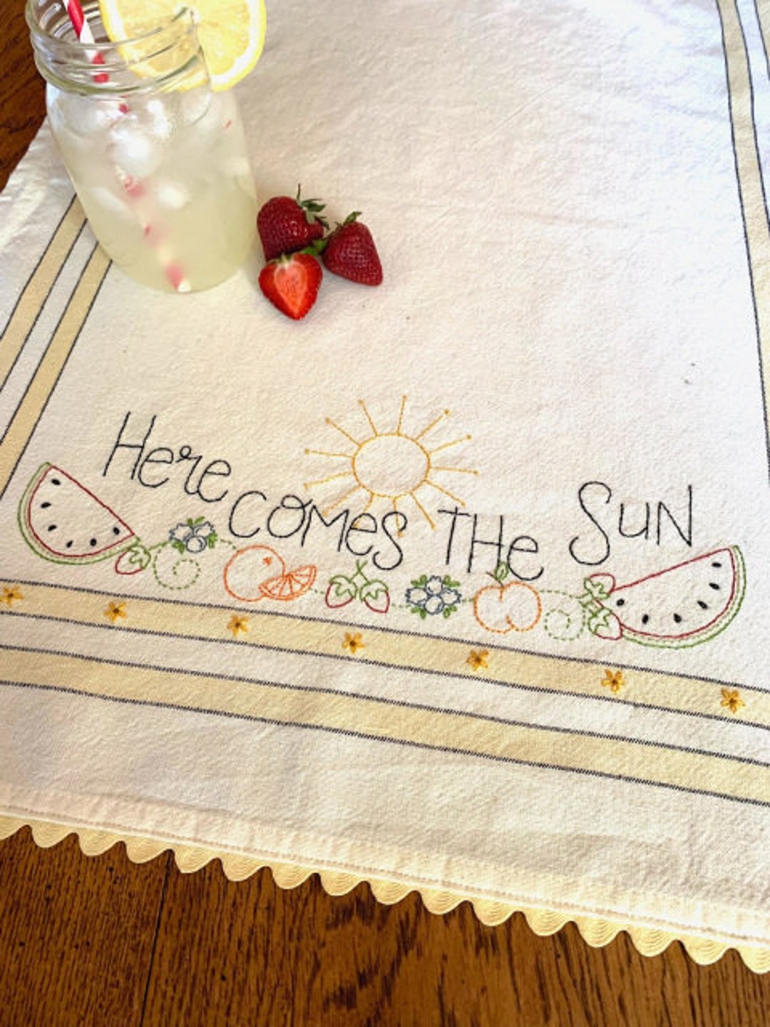 Dunroven House Cream Tea Towels 20X28 (Hand Embroidery)