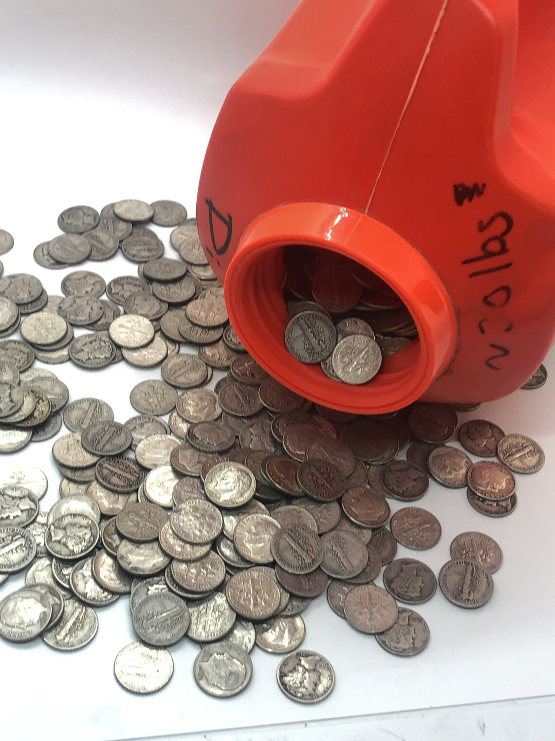 Roll of 90 silver mixed Mercury & Roosevelt dimes 5.00