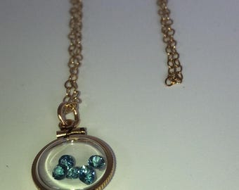 Vintage topaz shaker locket 12k gold filled with five beautiful faceted genuine round cut 3mm gemstones, november birthstone new old stock