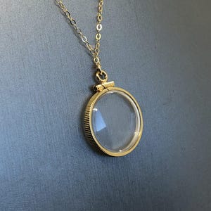 Colgante tipo shaker vacío y personalizable de 20 mm, hecho a mano en oro laminado de 14k, con destornillador incluido, listo para guardar tus pequeños tesoros y piedras preciosas.