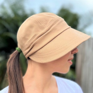 Collapsible wide brim hat top