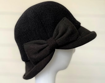 Women Cloche Hat with Cute Bow, Wool Winter Cloche, Black Hat Women Winter, Bucket Hat for Women, Vintage Hat, Clouche hat, Women's Gifts