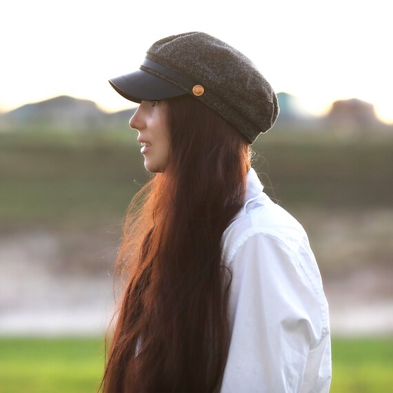Fiddlers Cap Womens Black Newsboy Cap 