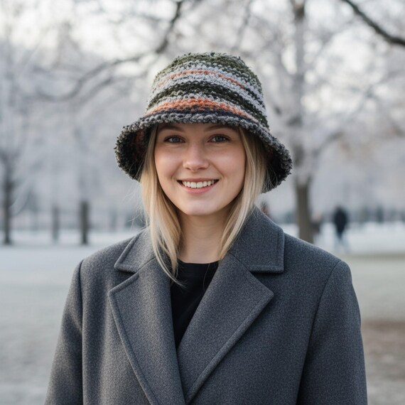 Vintage Striped Cloche Knit Bucket Style Hat Brown Blue White Cozy‎ Winter Fall Vintage Striped Cloche Knit Bucket Style Hat Brown Blue  main image 4