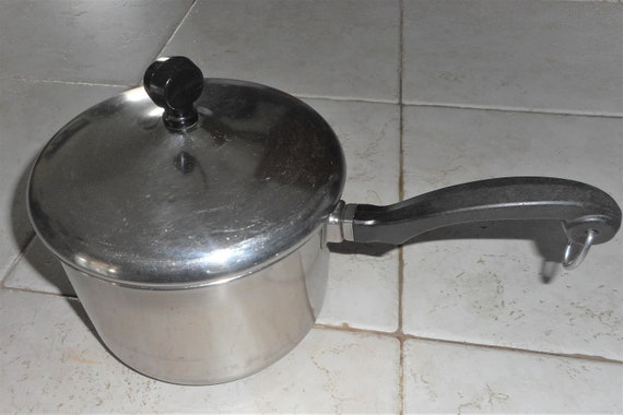 Vintage Farberware 2 Quart Sauce Pan, Stainless Steel 