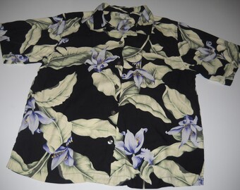 Vintage Tommy Bahama, Men's Medium, Authentic Island Crafted 100% Silk Hawaiian Style Short Sleeve, Button Front Black, Green Shirt INV12313