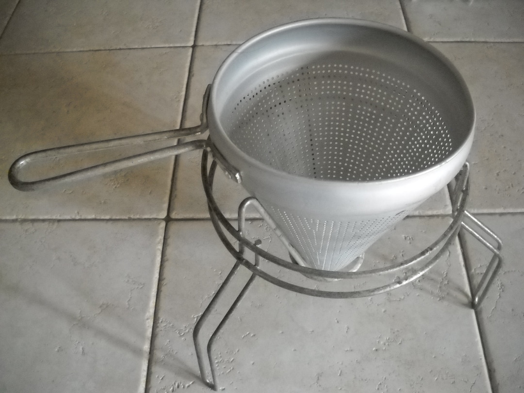 Great Condition, Vintage Wear Ever Colander, Aluminum 3341 Food ...