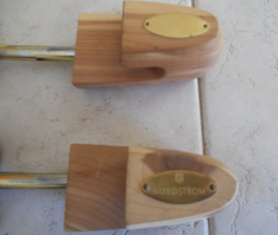 Perfect Vintage Nordstrom Premium Cedar Shoe Trees Stretchers by Rochester Adjustable Size Medium M4 Size 9 to 10 Made in USA INV910 Etsy