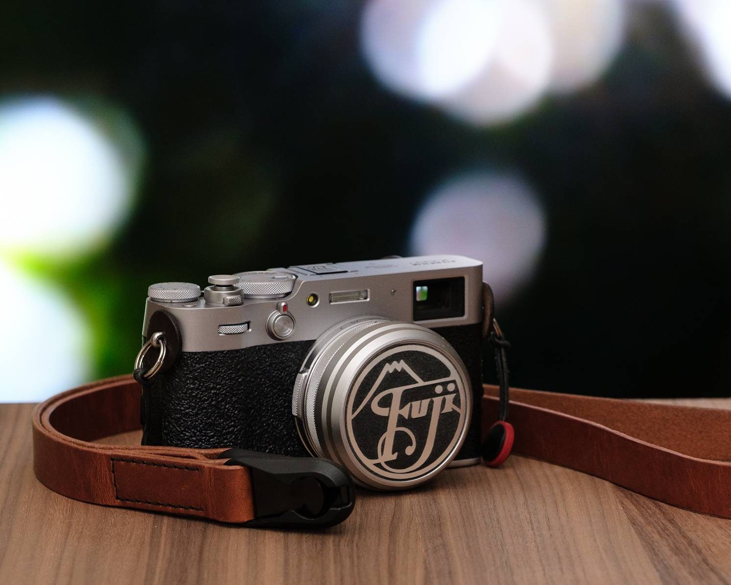 PROD ヴィンテージカメラ　レンズキャップつき ウッドクラフト・レンズキャップ | Macha Cameras