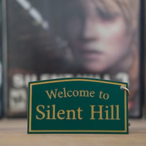 Silent Hill welcome sign keychain