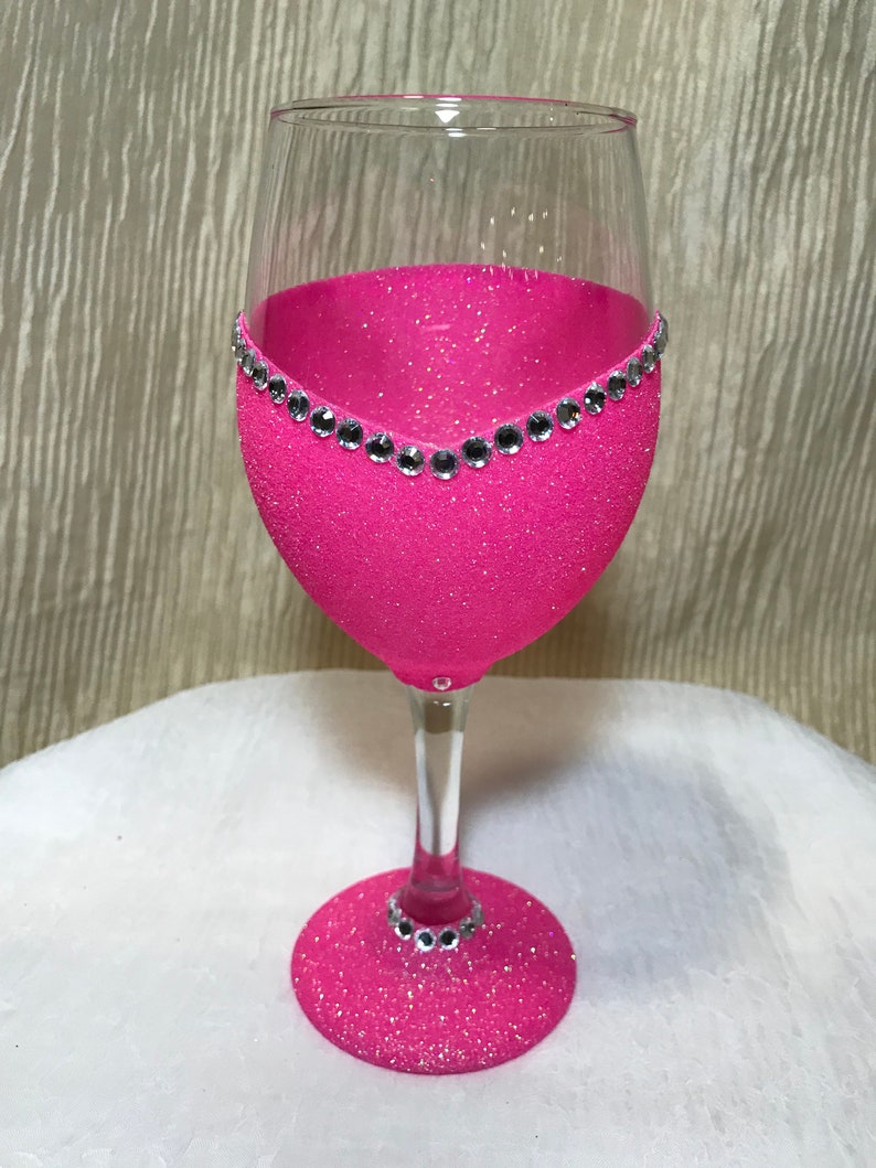 V Shaped Personalized Stemmed Wine Glass Etsy
