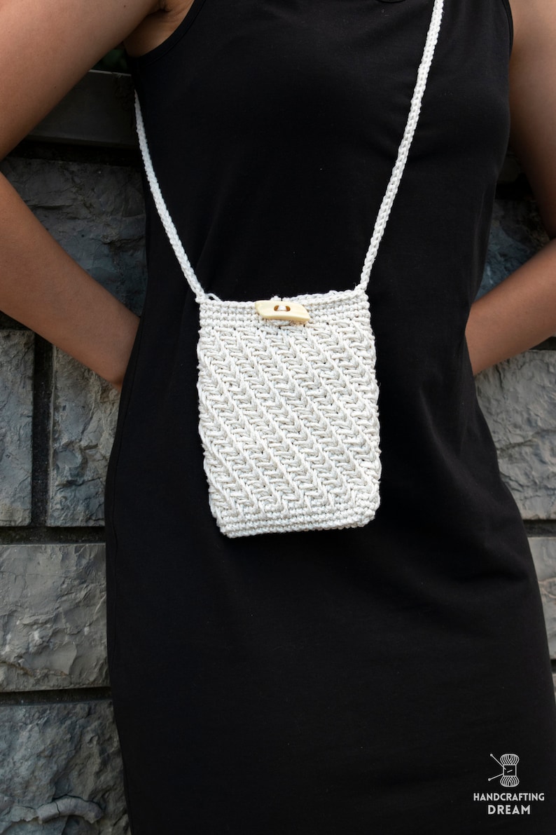 Crochet Cell Phone Purse, Phone bag, Sugar White, Cell phone purse, Small crochet bag, Crossbody purse image 2