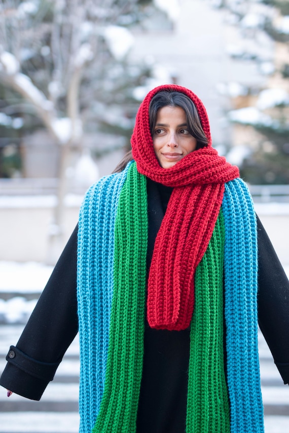 Sciarpa lavorata a mano, sciarpa fatta a mano, sciarpa di lana