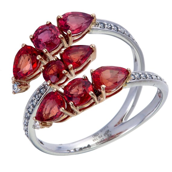 Classic Ring in Pink Sapphire