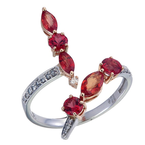 Classic Ring with Orange Sapphire
