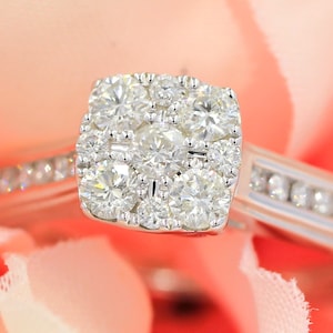 0.48 CTW Natural Round Diamond Halo Engagement Ring 14K White Gold Size 7
