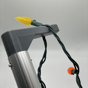 KDD Christmas Light Hanger Telescopic Pole/Pool Pole Attachment
