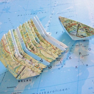Wunderschöne Papierschiffchen LANDKARTEN - upcycling pur - 15er oder 30er Pack - Papierboot